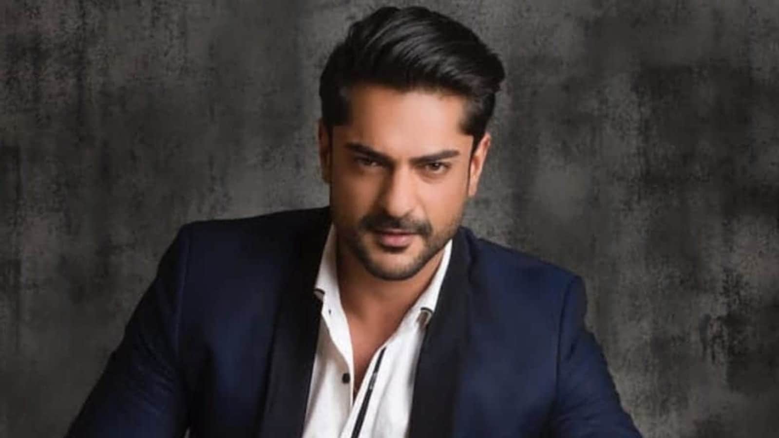 Actor Ashish Kapoor sent to 14-day judicial custody by Delhi court in alleged rape case