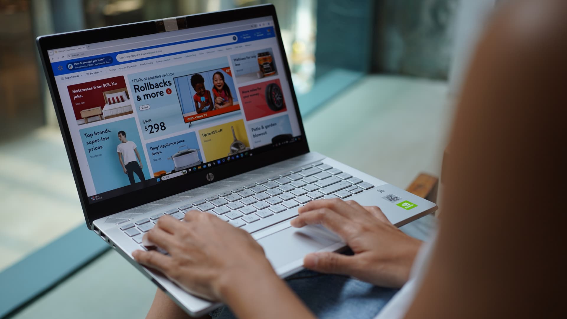 How to avoid buying fake products on online marketplaces