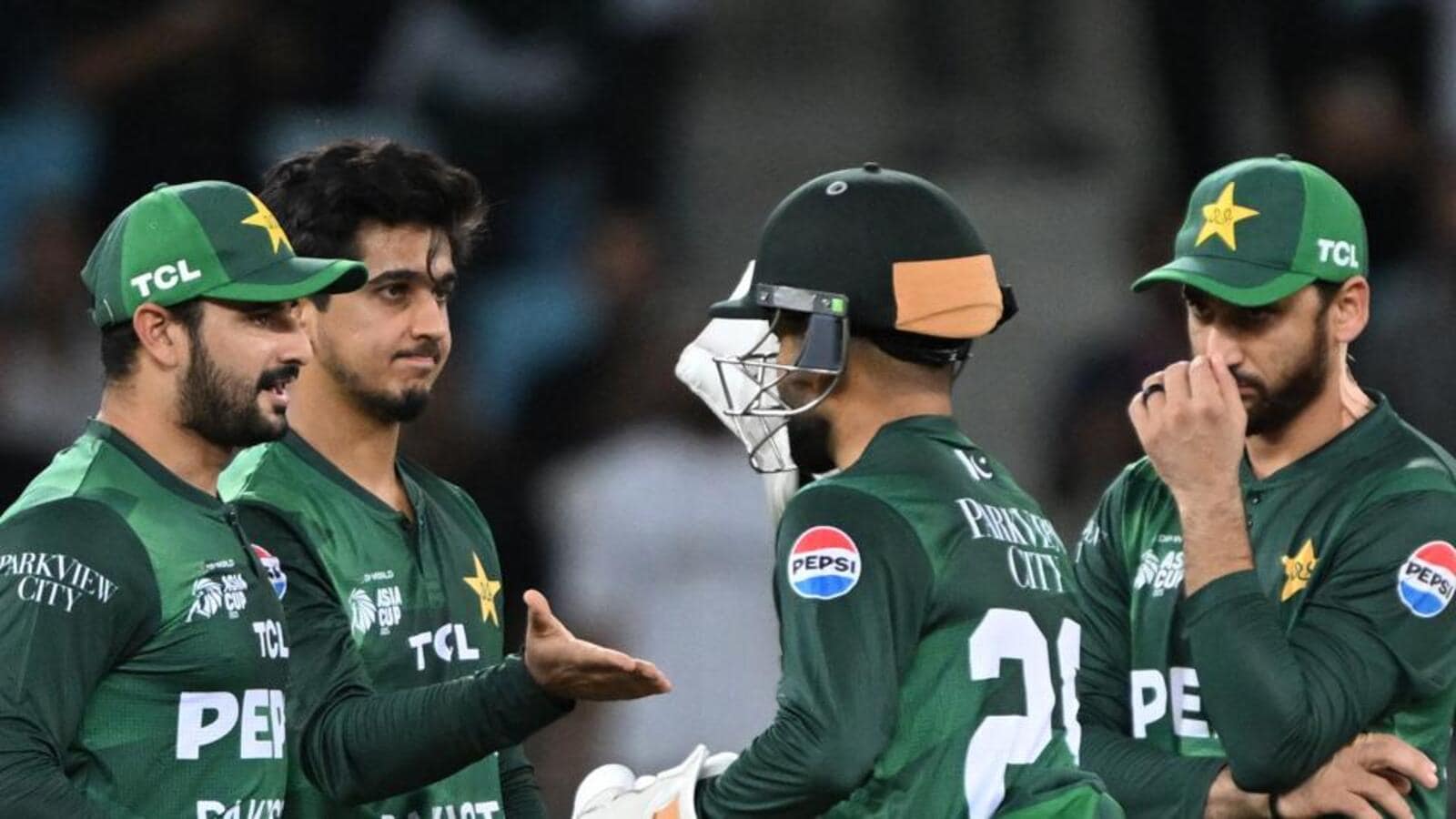 Missing flair of old, Pakistan get off to winning start