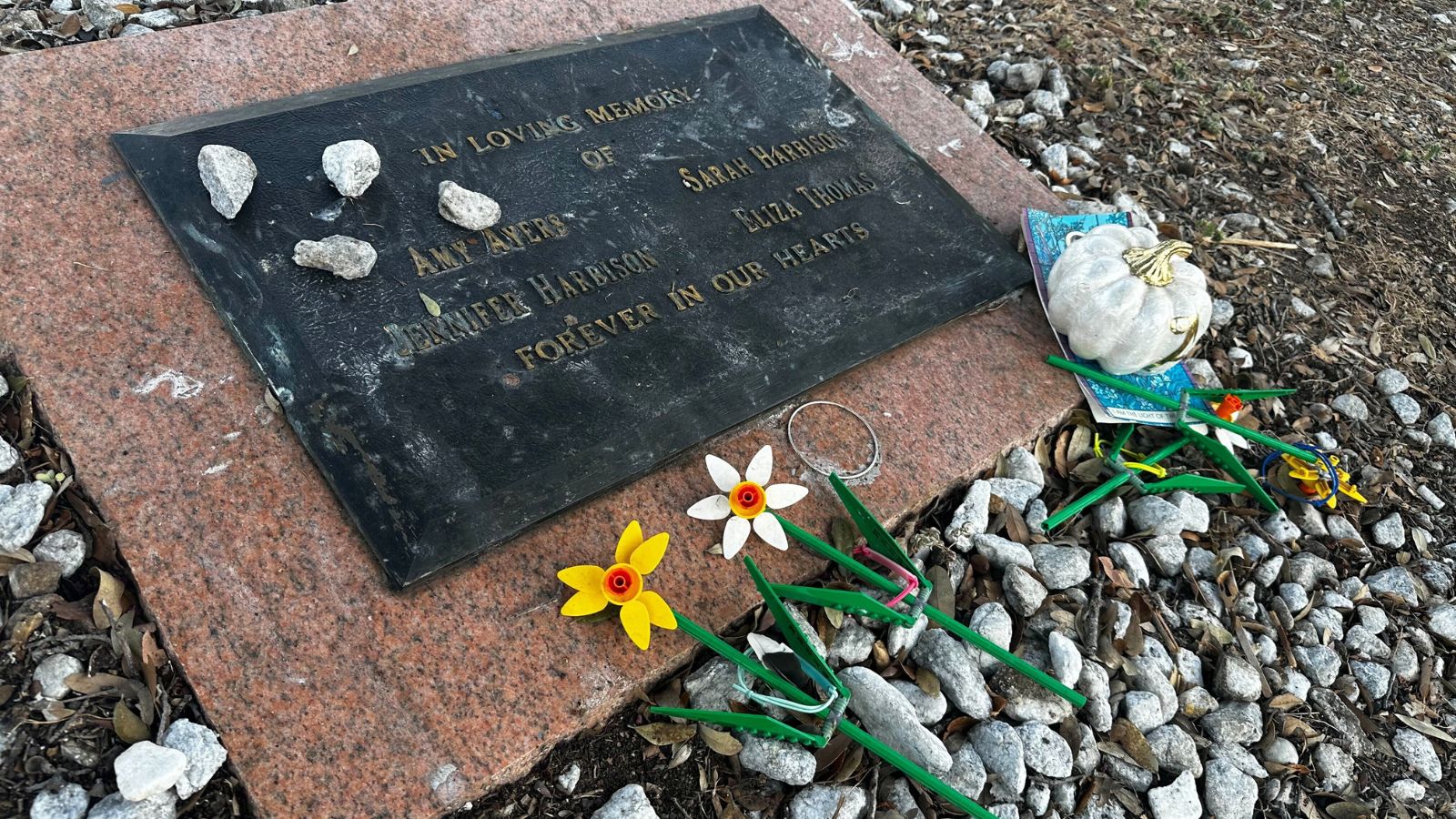 The Yogurt Shop Murder mystery solved, but key suspect died 25 years ago | World News