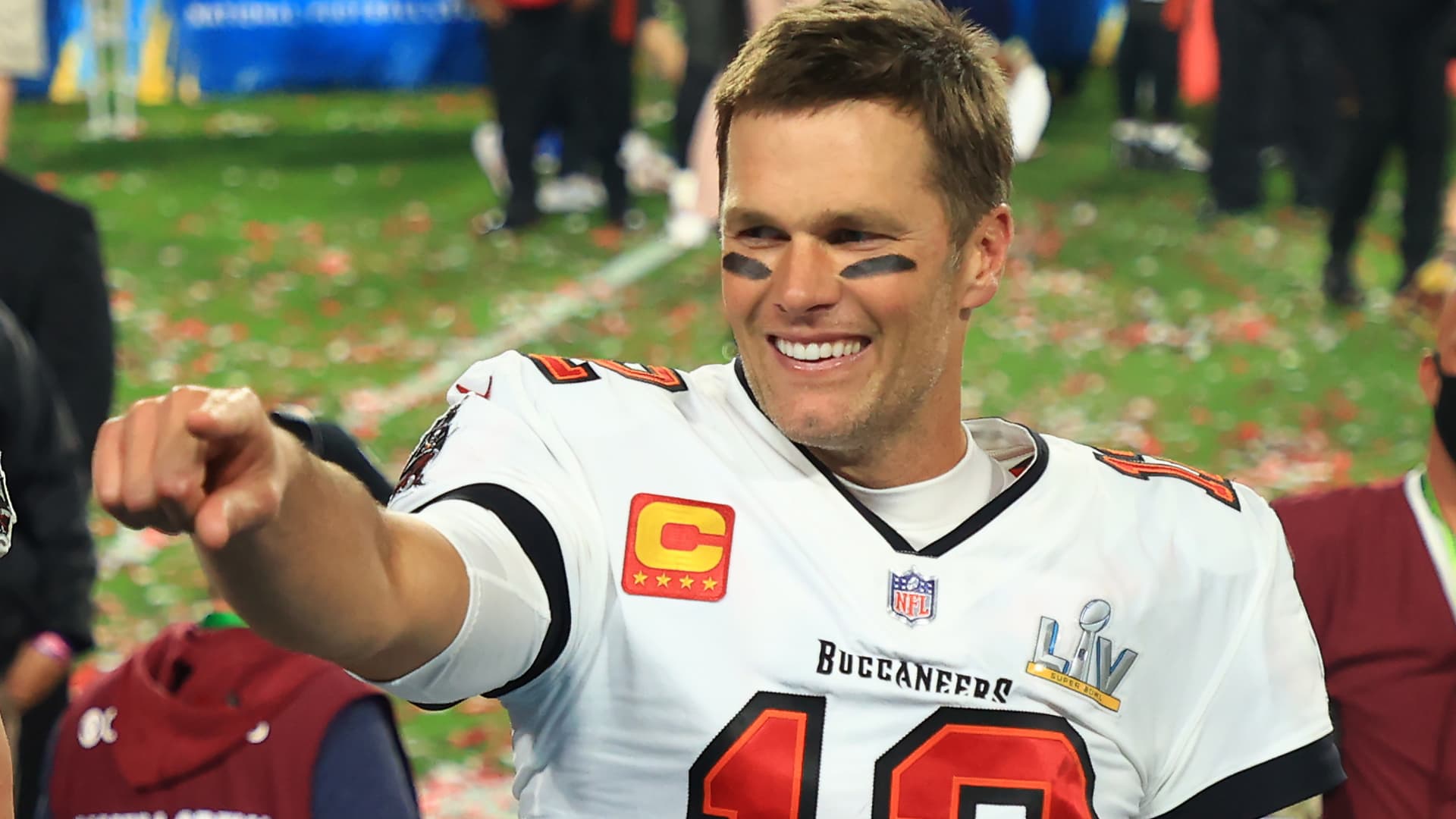 Tom Brady joins robotics massage company Aescape
