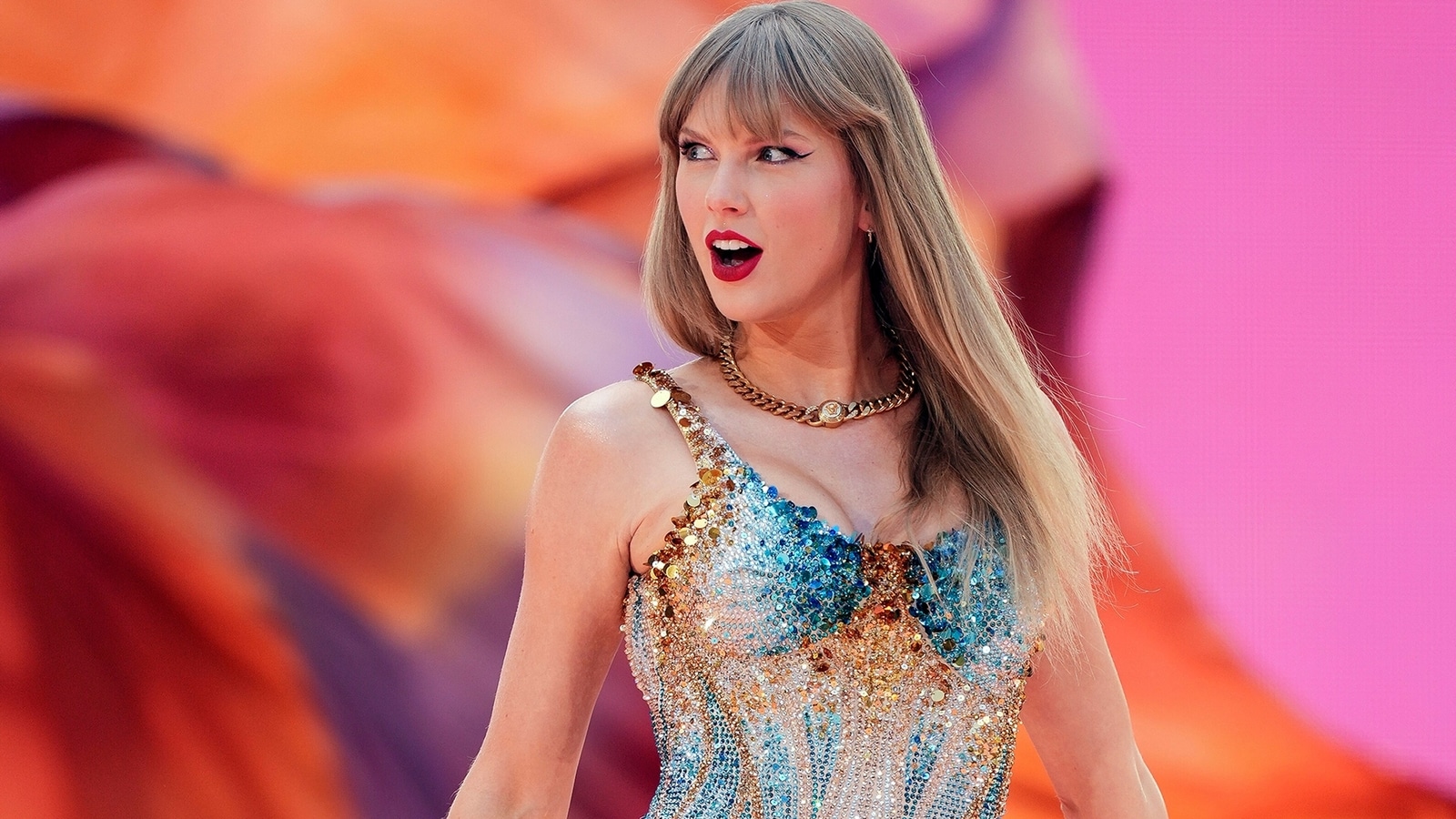 Will Taylor Swift appear at Chiefs vs. Eagles game at Arrowhead Stadium? Here’s what to know