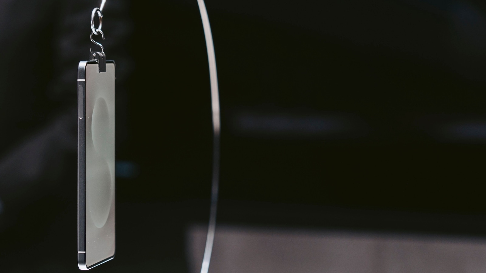 iPhone 17 Air vs Samsung Galaxy S25 Edge: Which ultra-thin flagship to buy?