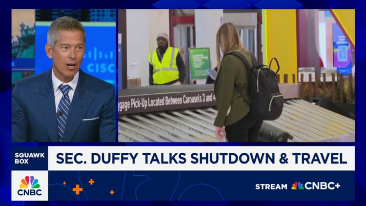 Transportation Secretary: Air traffic controllers are 'stressed out' amid the government shutdown