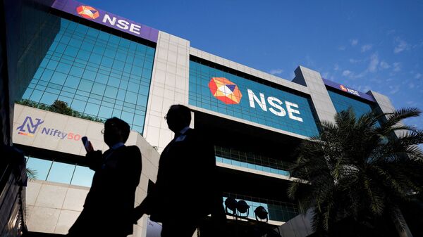 Around 122,914 stock futures contracts were closed out by FPIs on Tuesday. (REUTERS)