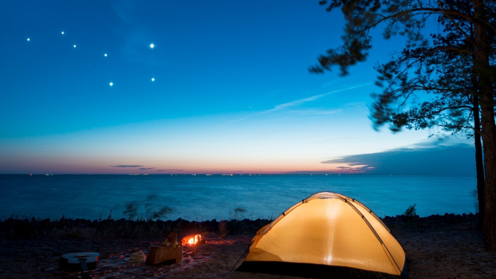 Love stargazing and wilderness? 5 destinations in North India to go camping under the stars