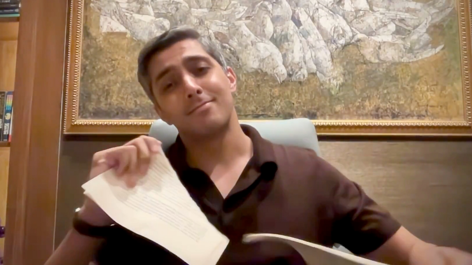 Multan Sultans owner tears PCB's legal notice in half, takes down ‘incompetent’ PSL management during fierce speech