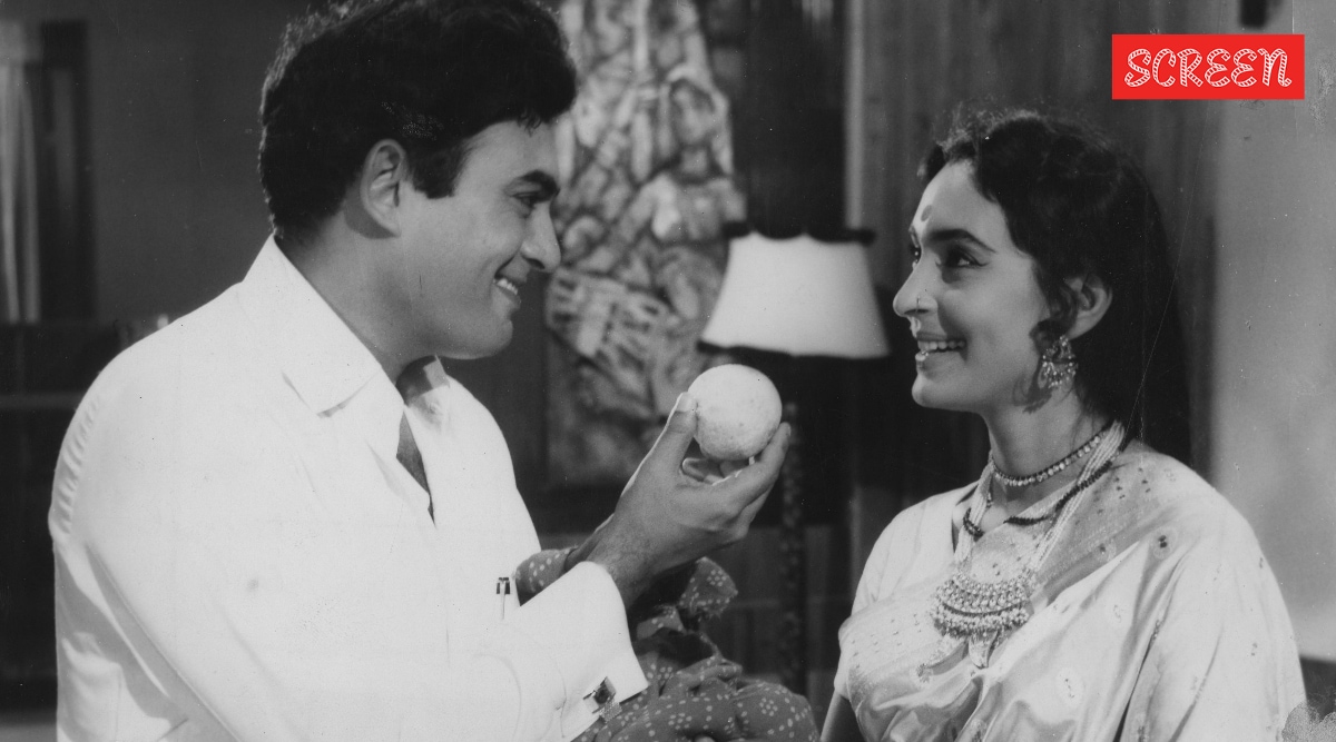 Nutan slapped Sanjeev Kumar in public to prove to her husband that she wasn’t having an affair with him; but she was | Bollywood News