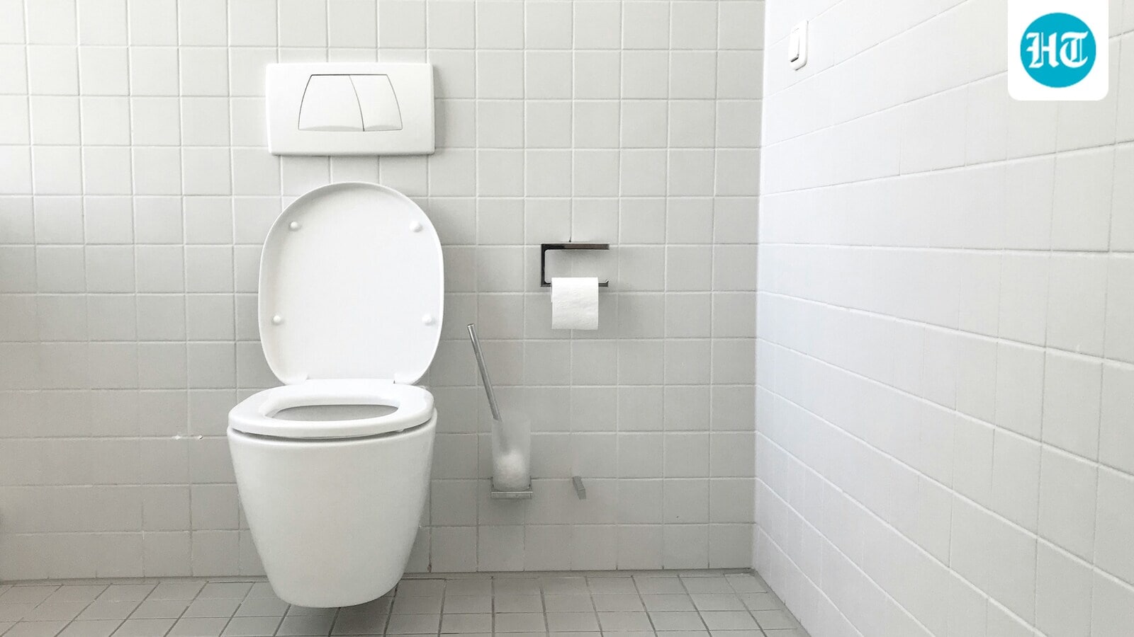 Orthopaedic surgeon says these 5 things in your house are ‘dirtier than toilet seat’. How many did you touch today?