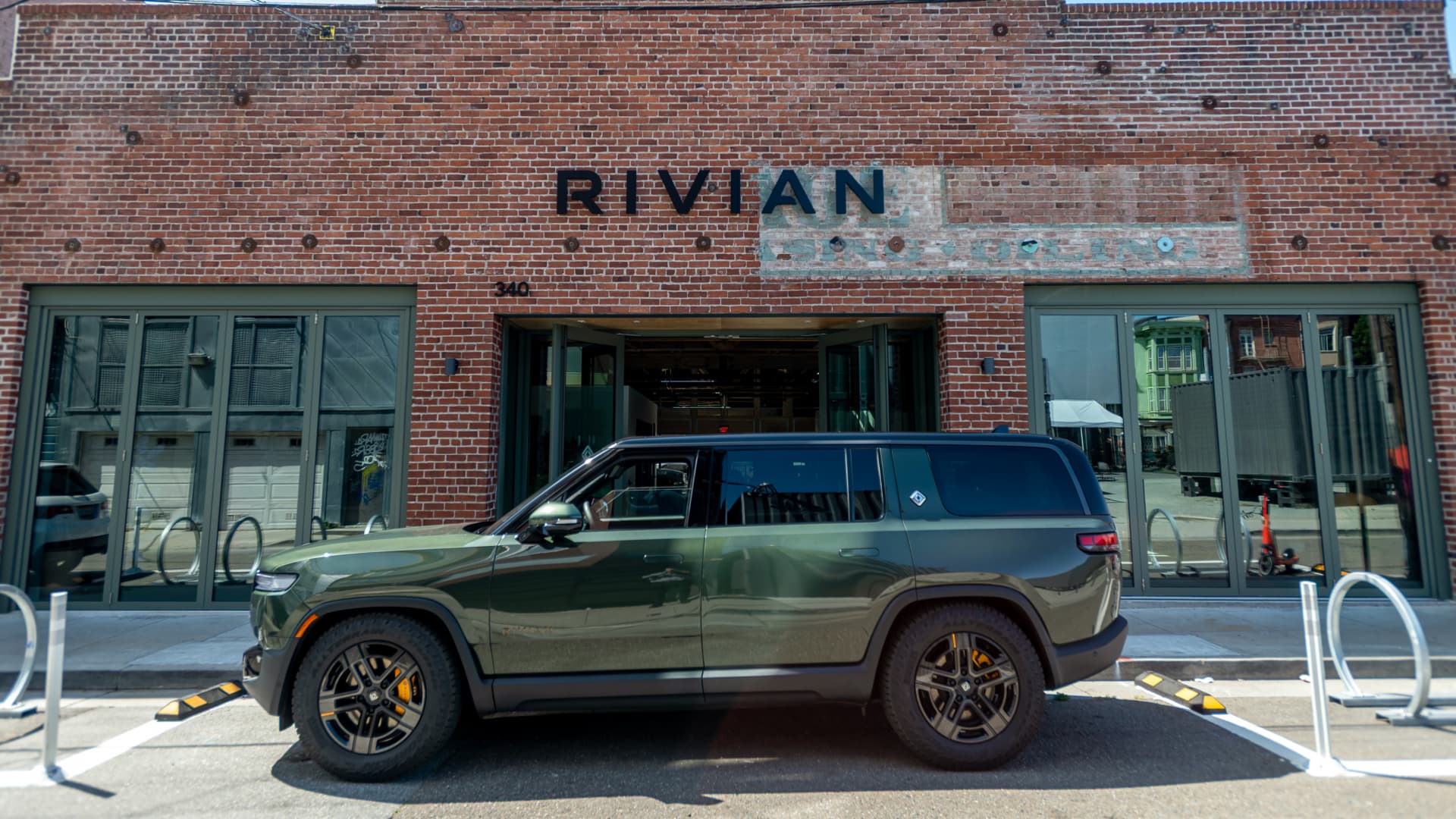 Rivian laying off more than 600 workers