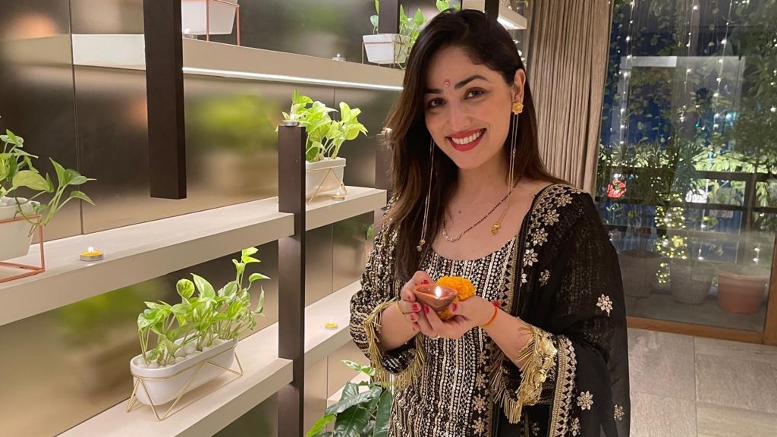 Yami Gautam: Vedavid loves seeing the city lit up on Diwali