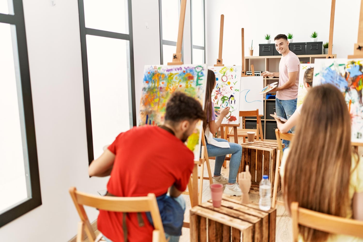 Art workshops offer positive mental health benefits.(Picture credit: Freepik) Art workshops offer positive mental health benefits.(Picture credit: Freepik)