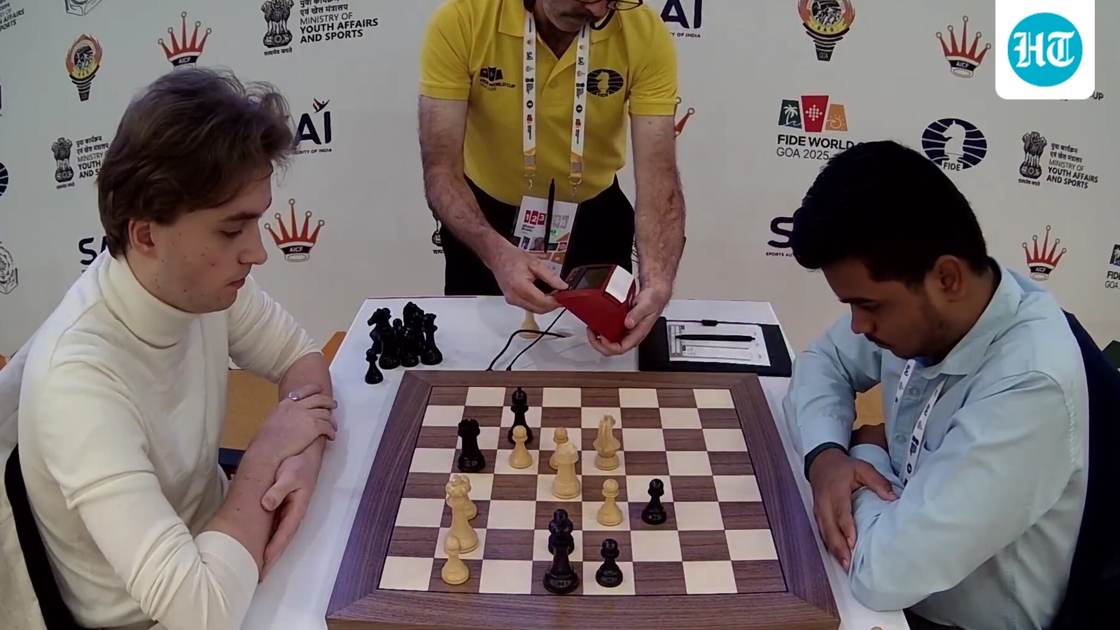 Arbiter forces Indian GM to play best move against World No. 5 Vincent Keymer in epic moment at Chess World Cup – Watch