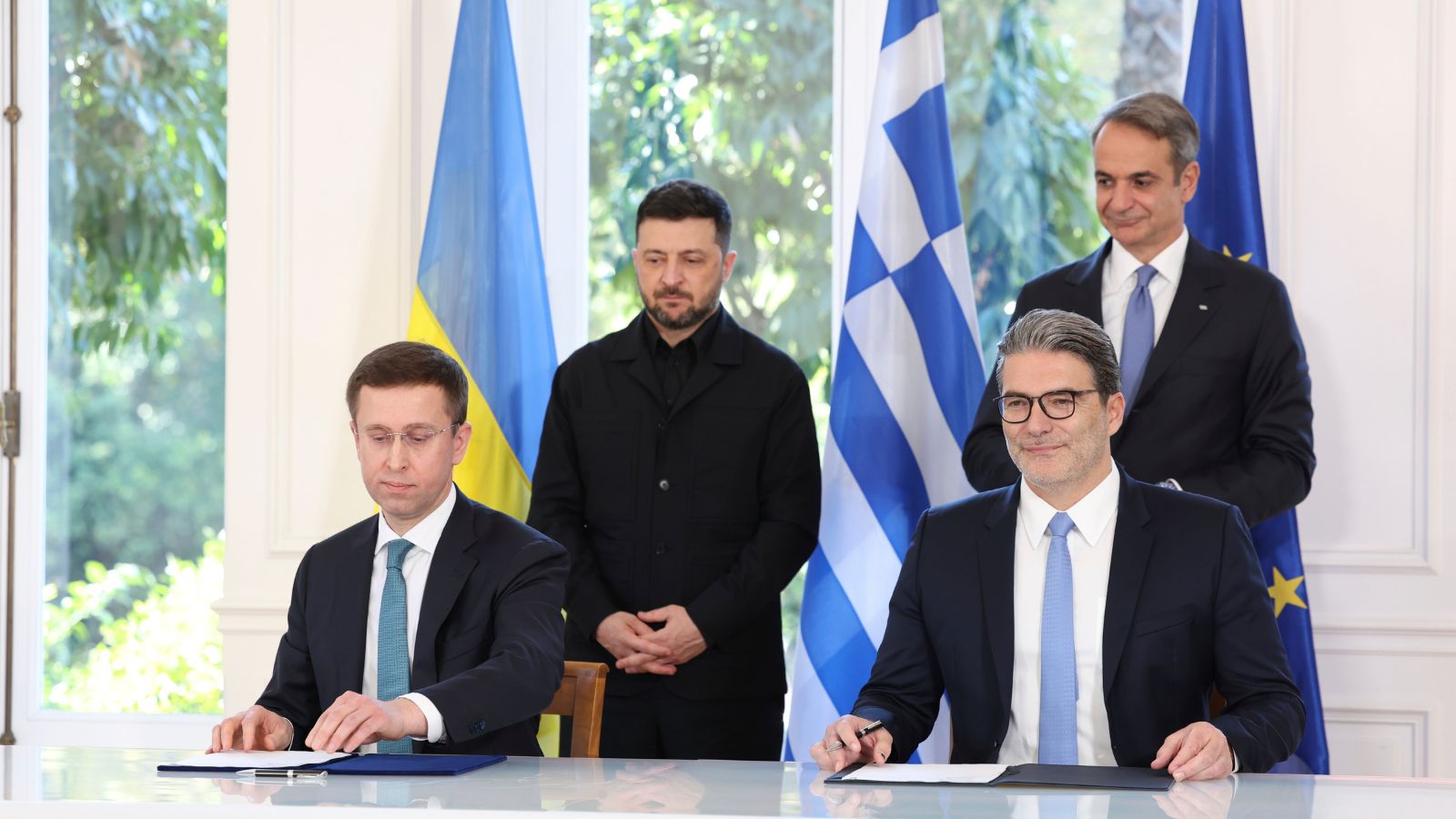 Greece and Ukraine sign a US gas supply deal as Zelenskyy visits Athens | World News