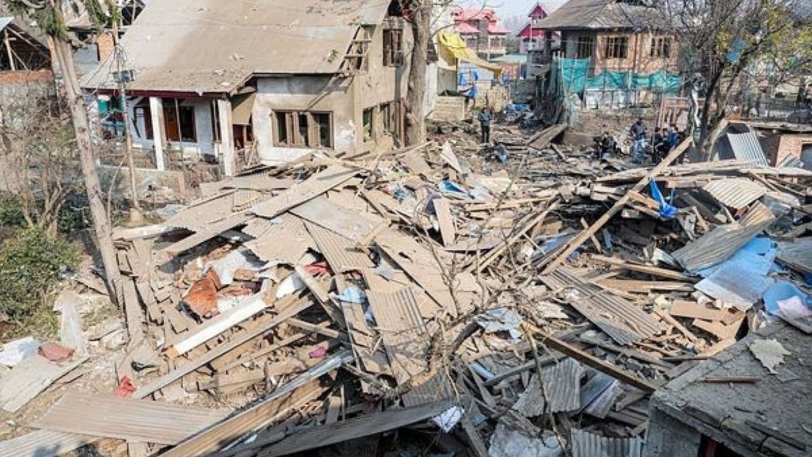 Pulwama home of doctor who ‘drove’ car that exploded near Red Fort razed