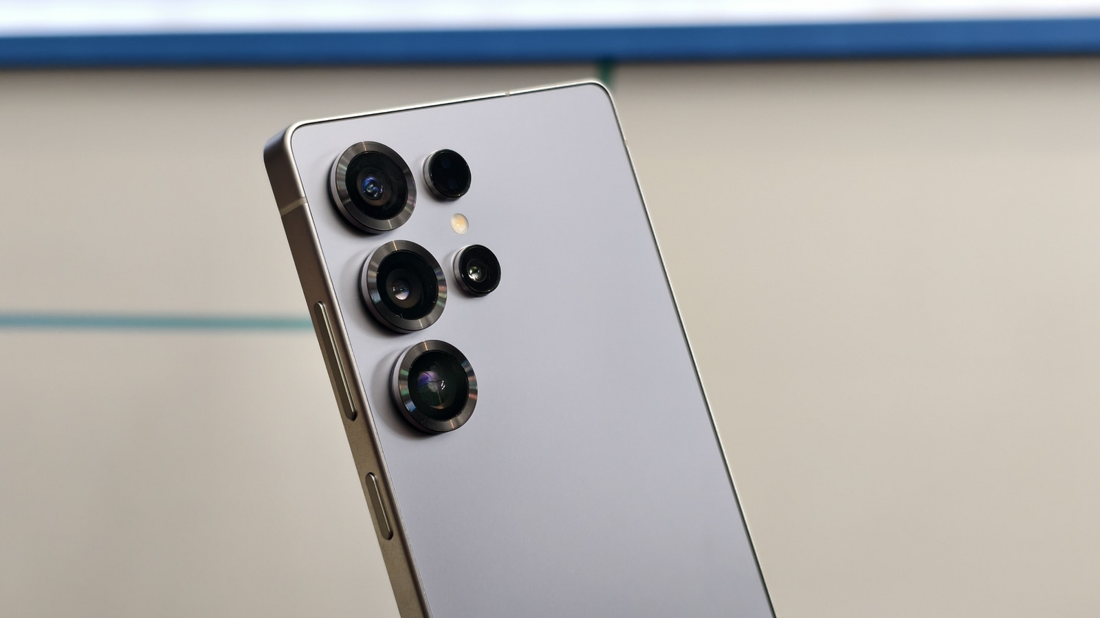 Samsung Galaxy S26 Ultra 5G mobile will likely be the only model with Snapdragon chip worldwide