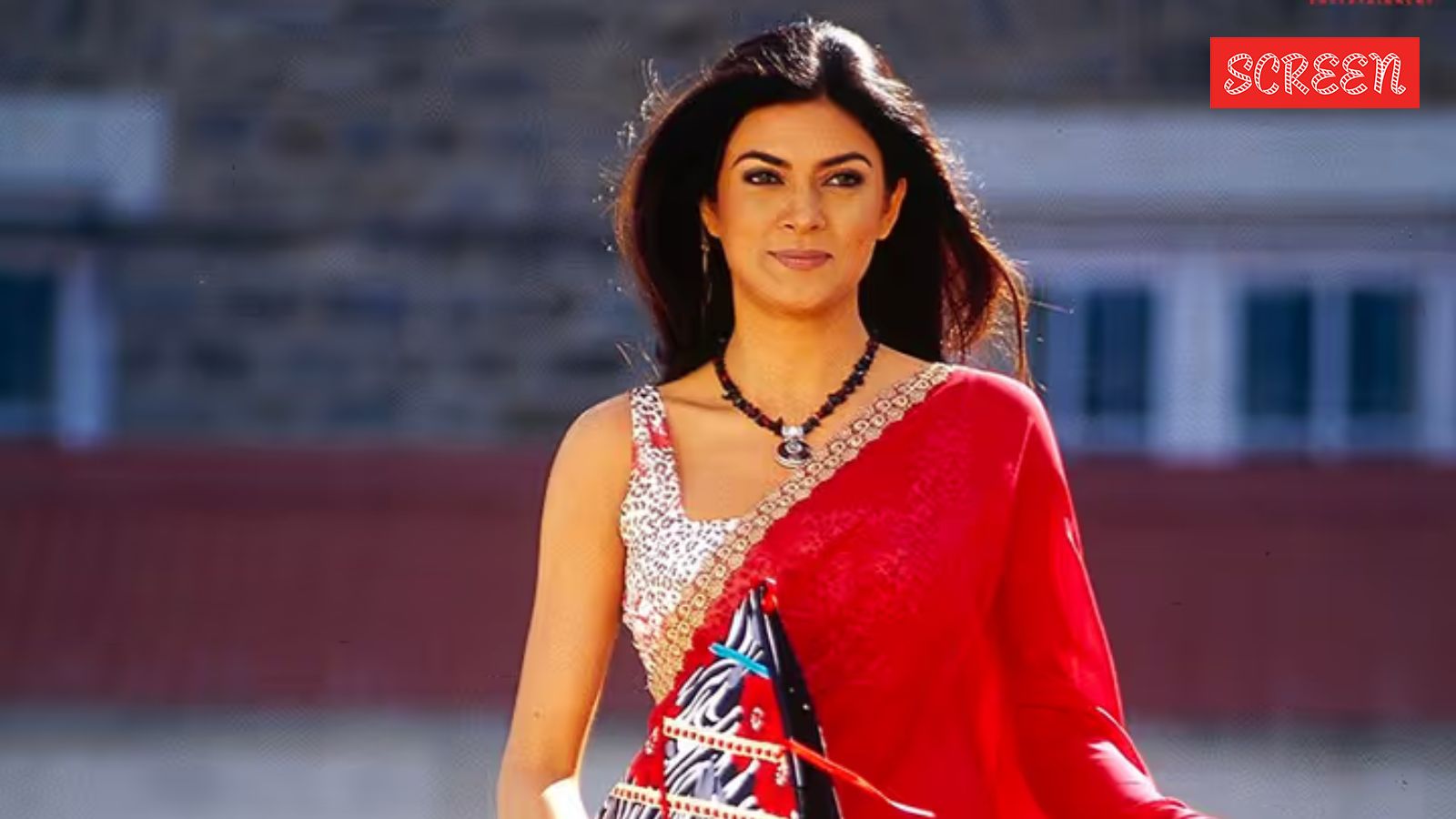 Sushmita Sen says she froze in Main Hoon Na’s red saree as Farah Khan blasted storm fans: ‘She made me tie it really low’ | Bollywood News