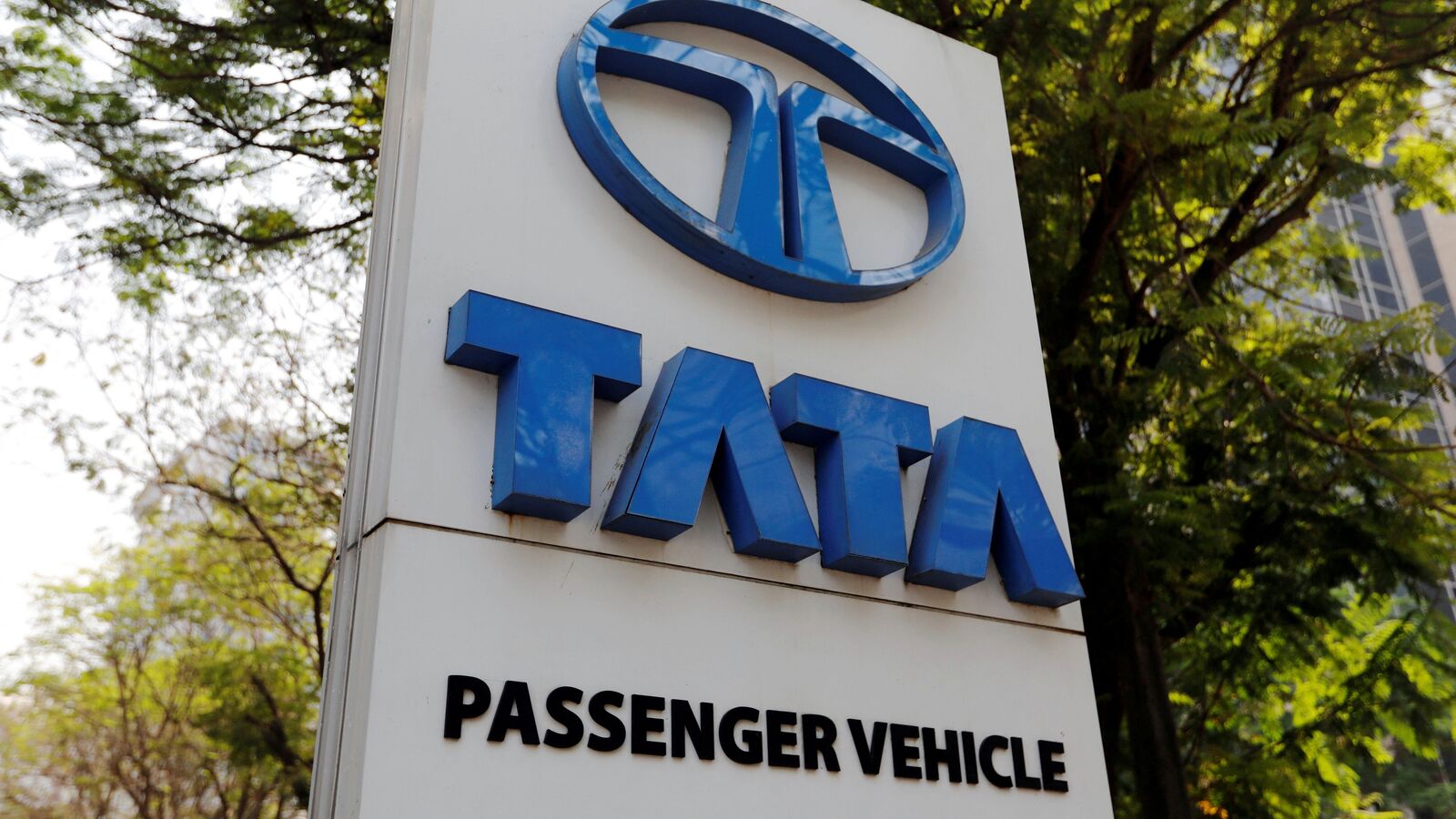 Tata Motors PV shares crash 7% despite 2110% YoY surge in profit. What’s behind the fall?