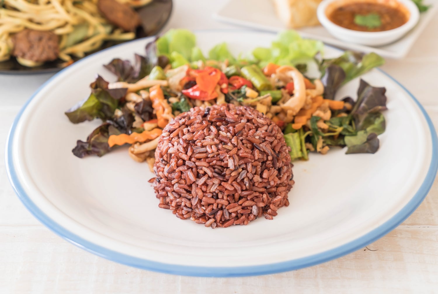 Brown rice is a healthier alternative instead of white rice. (Picture credit: Freepik) Brown rice is a healthier alternative instead of white rice. (Picture credit: Freepik)