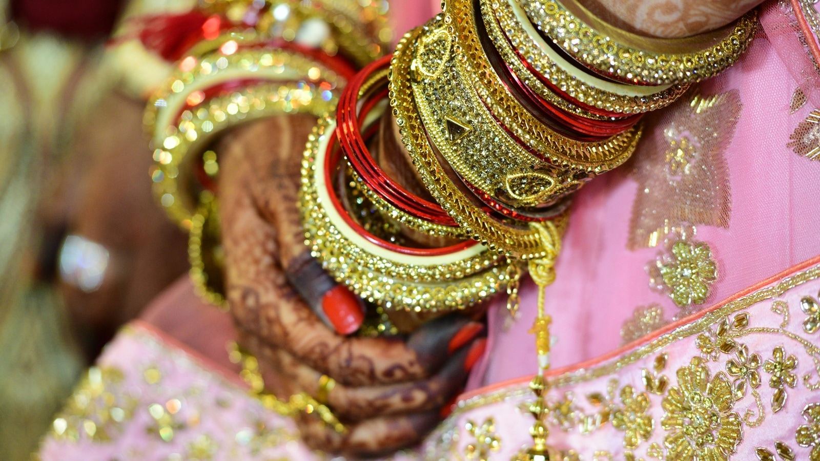 EWS women will get Rs 51,000 as wedding expenses in Odisha | India News