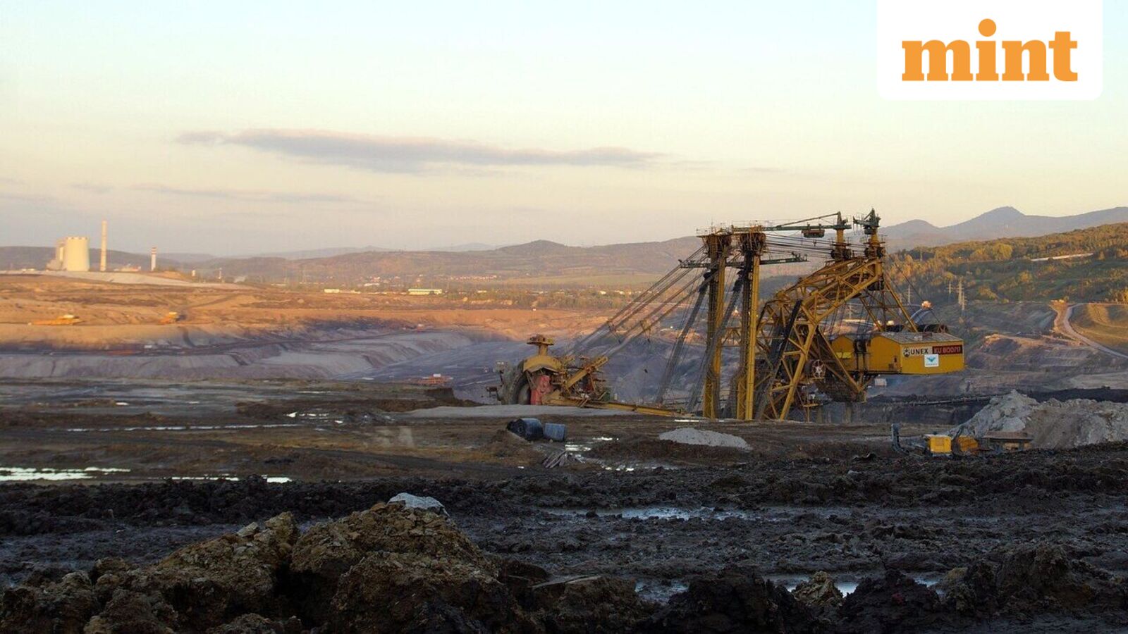 Hindustan Zinc share price rallies 4% as silver continues its record-breaking run