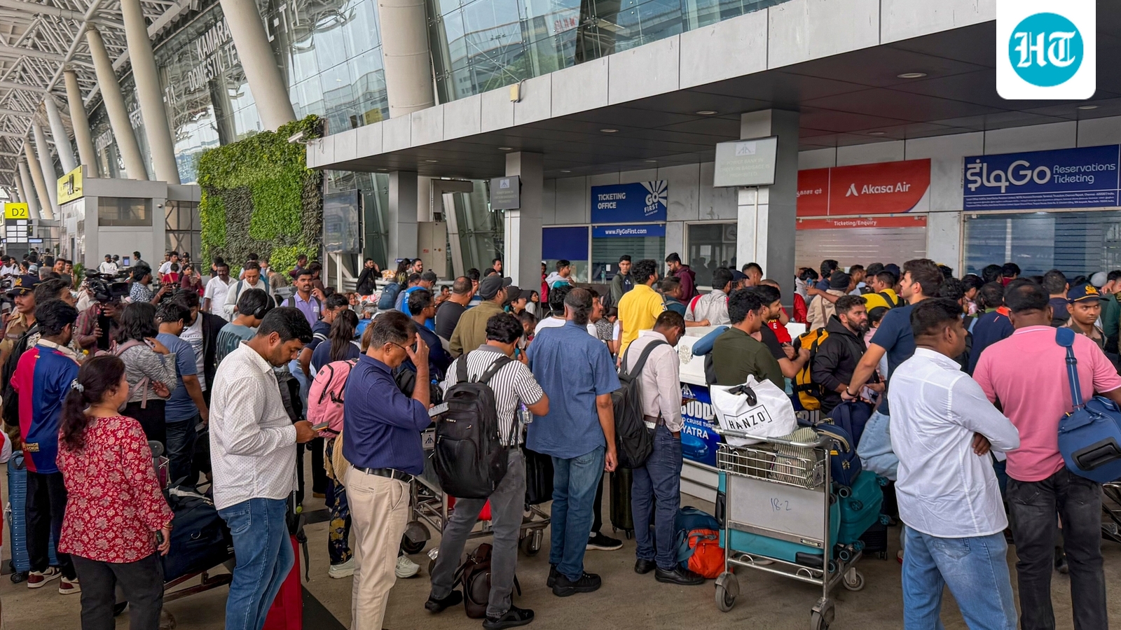 India's 1983 World Cup-winner stranded at Mumbai airport for '12 hours' amid Indigo crunch: 'Was like fish market'
