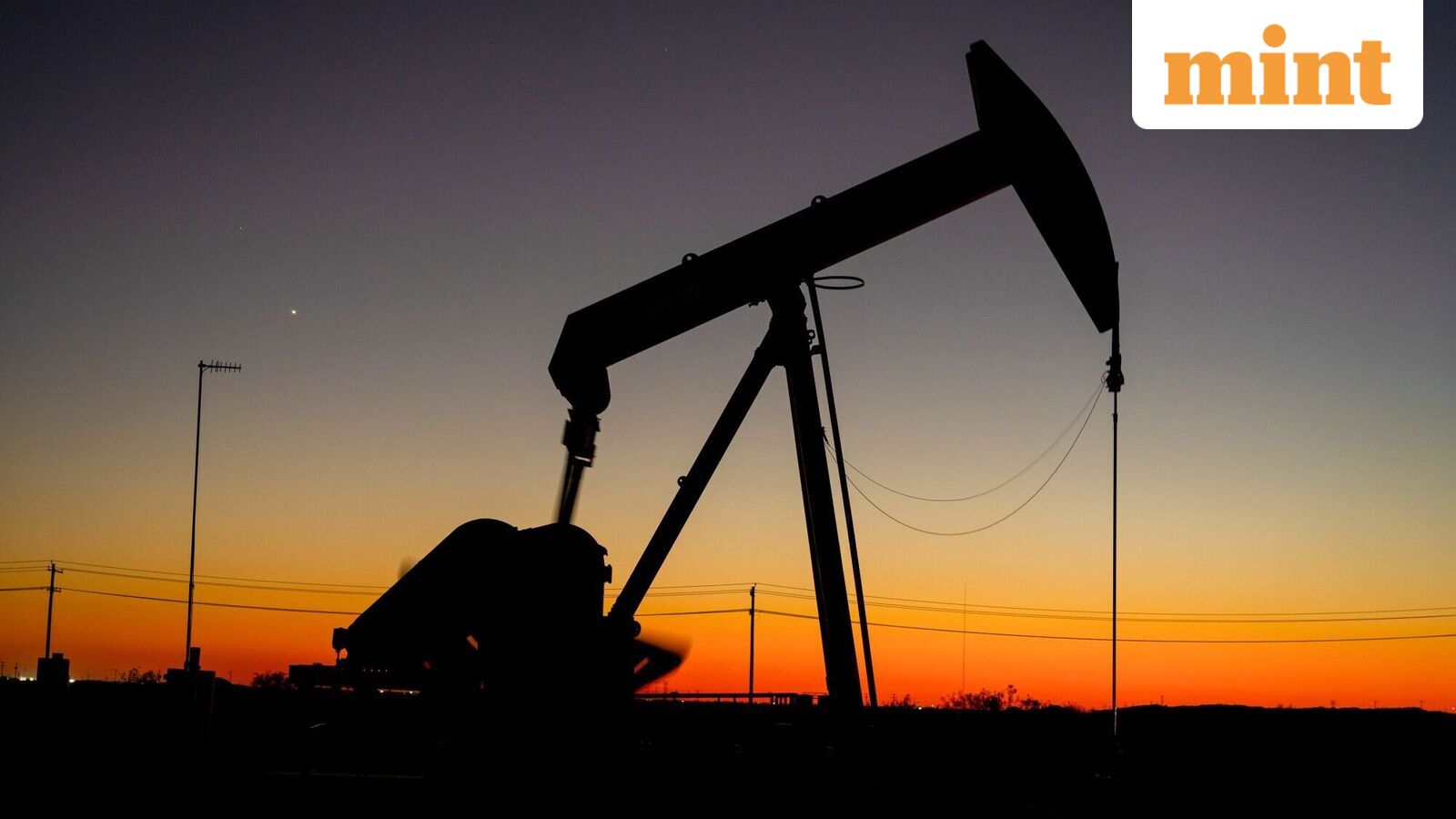 The January Arab Light crude oil official selling price to Asia dropped to $0.60 a barrel above the Oman/Dubai average, marking a five-year low.