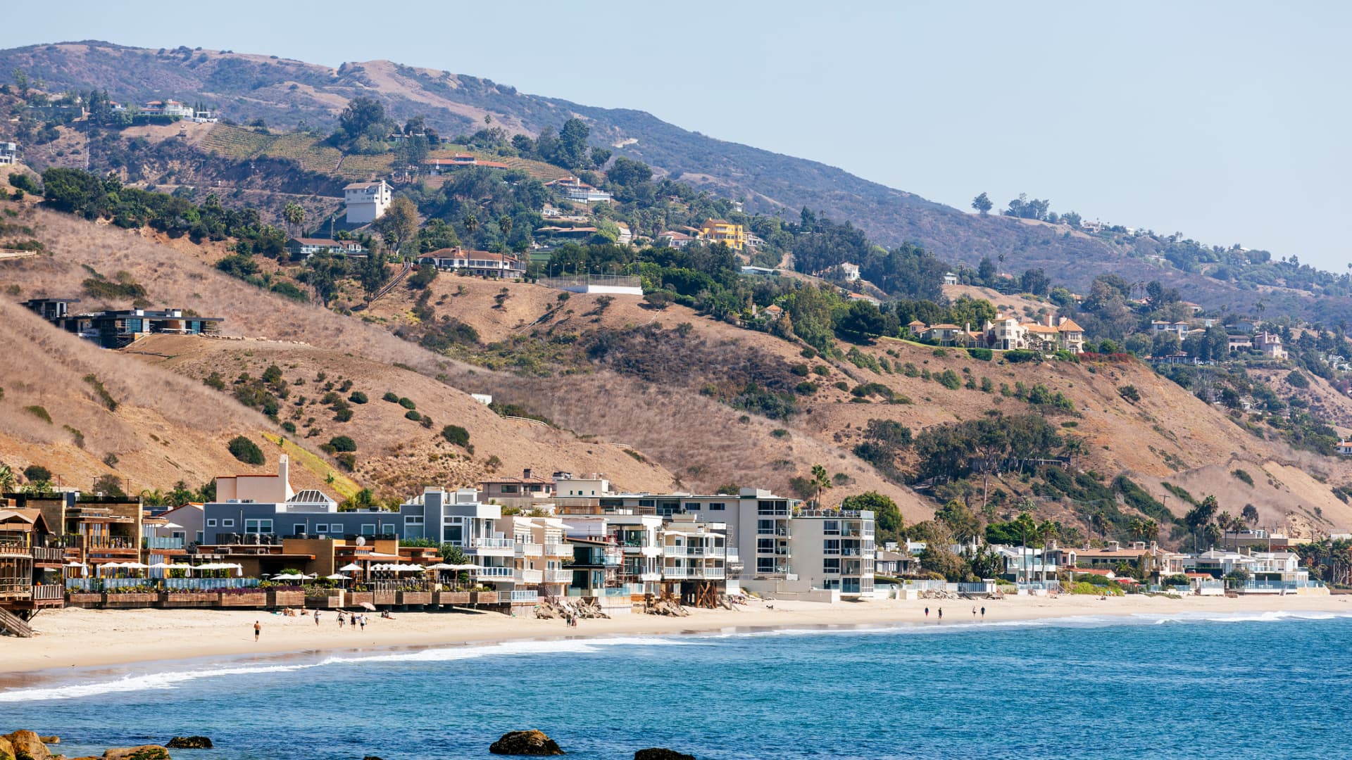 California wealth tax proposal leaves billionaires with little way out