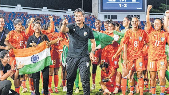 Former World Cup coach likely to mentor India women