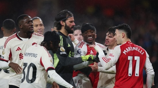 Gabriel Martinelli issues apology after being branded ‘disgraceful’ for manhandling Liverpool’s Conor Bradley| Football News