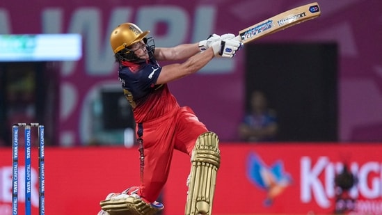 Grace Harris’ 22-ball fifty powers RCB to crushing win over UP Warriorz