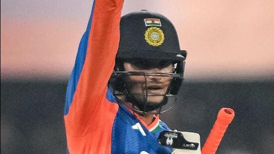 Kiwi bowlers search for ways to halt Abhishek’s march