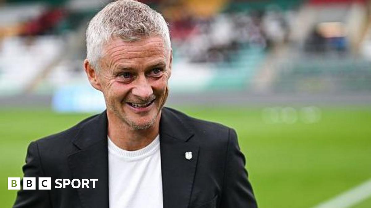 Manchester United: Ole Gunnar Solskjaer set for interim boss talks