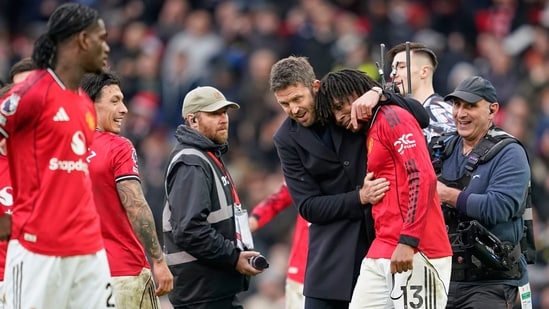 Michael Carrick’s tenure starts off with bang; Manchester United stun Manchester City in Premier League| Football News