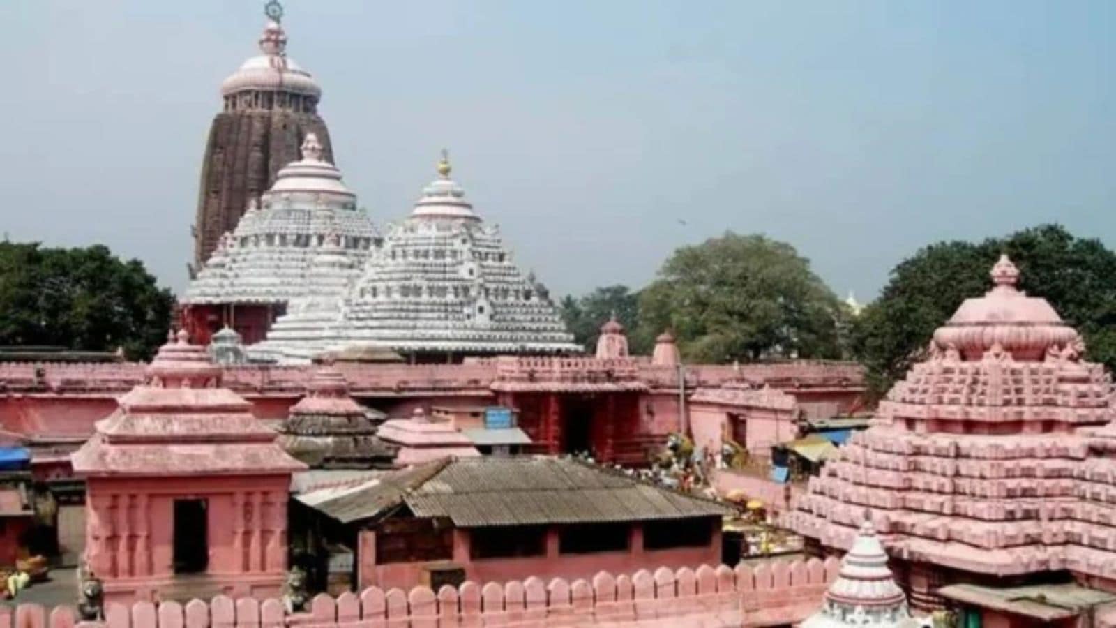 Odisha: Security tightened in Puri Jagannath Temple after social media post threatens bomb attack | India News