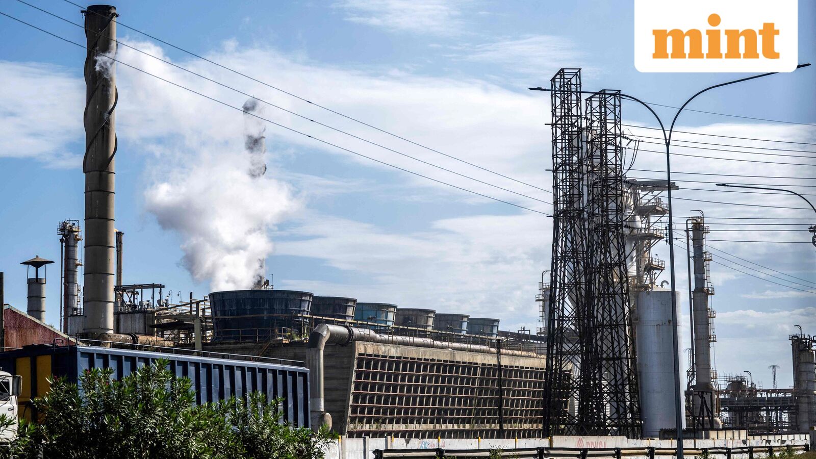 OPEC extends crude oil production pause amid geopolitical tension