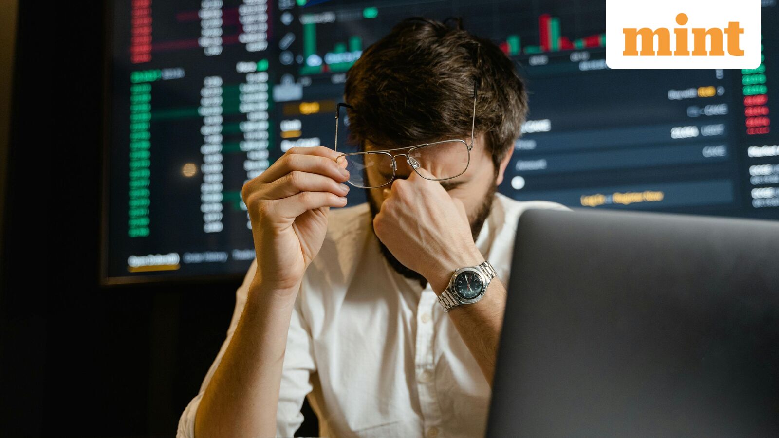 Top Gainers & Losers on Mar 19: HDFC Bank, HPCL, Vodafone Idea, Bajaj Finance, Voltas, Swiggy among top losers