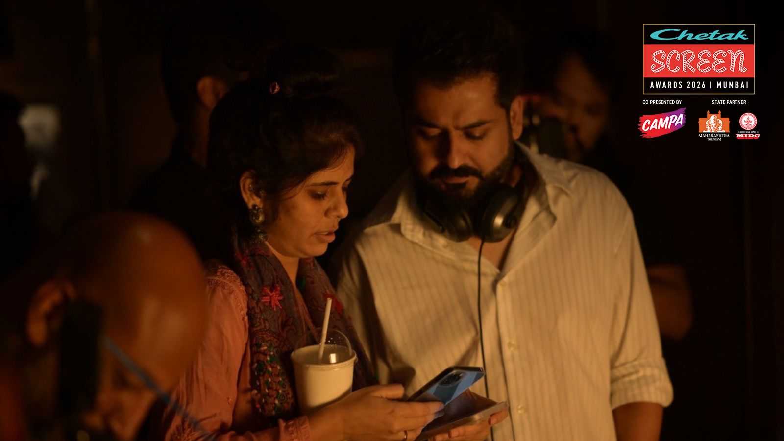 Costume designer Smriti Chauhan breaks down Akshaye Khanna's viral moment and the challenges of working on Dhurandhar. bollywood news