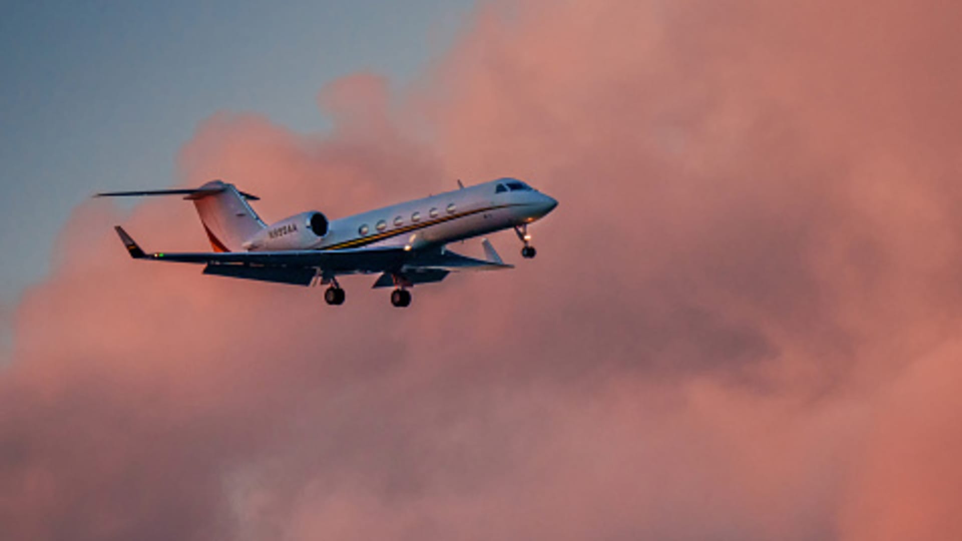Private jet travel costs rise as fuel prices soar